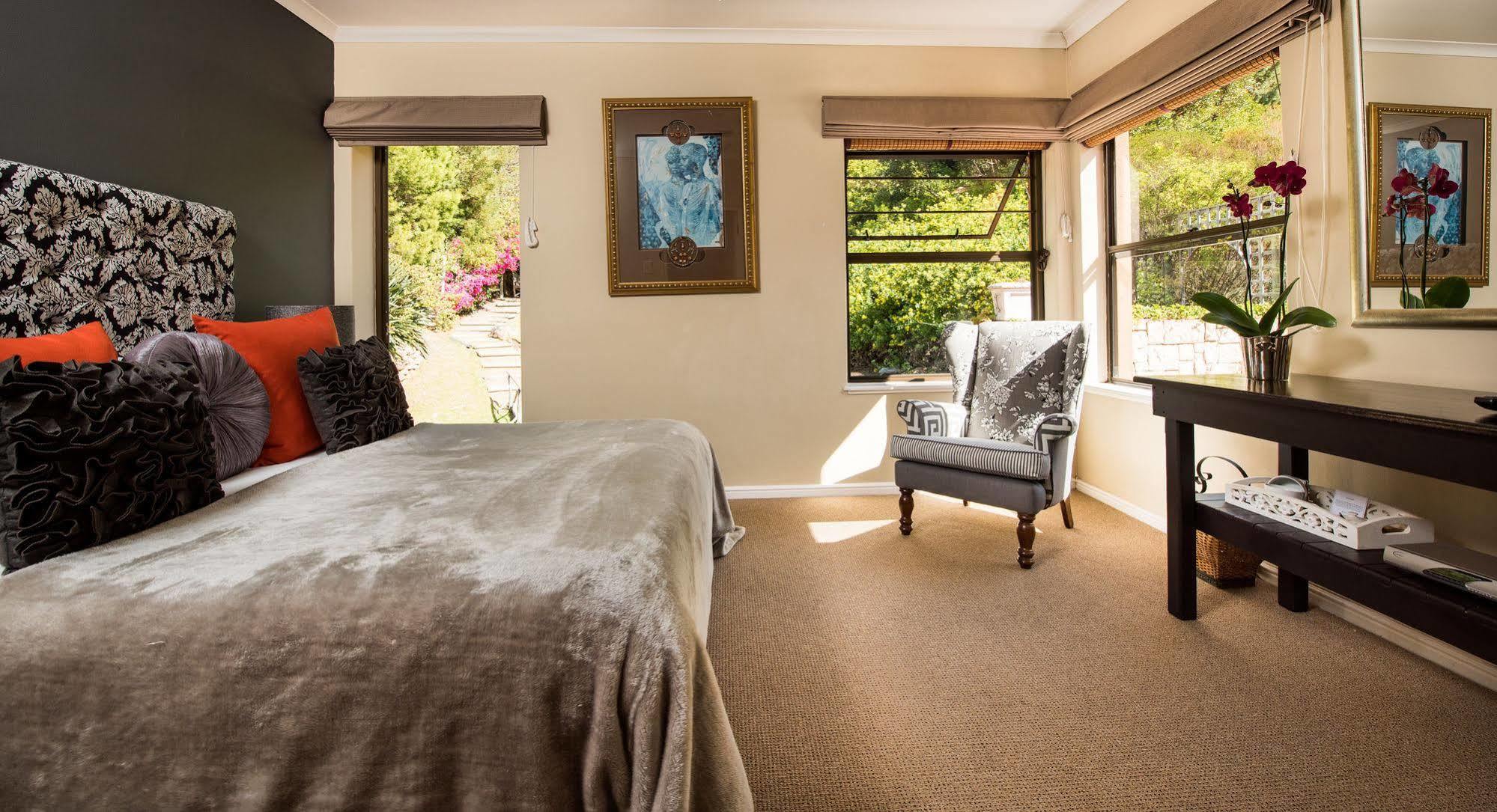 Whale View Manor & Spa Simonʼs Town エクステリア 写真